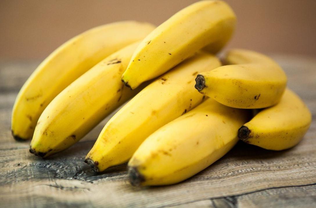 banany są zdrową i wartościową przekąską